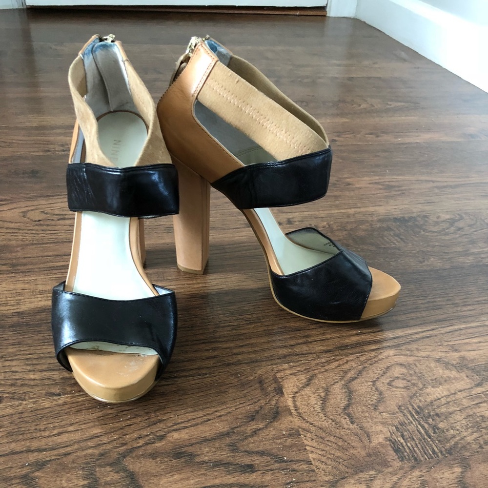 Nine West tan and black color block heel size 7